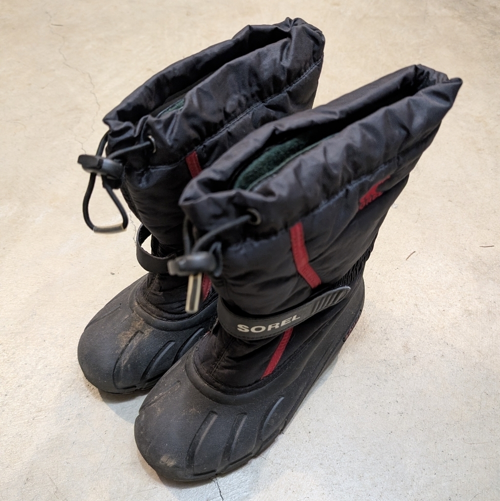 Sorel Kids 3 Flurry Boot Black Red Outdoor As Is